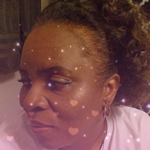 Meet your Posher, Stacy